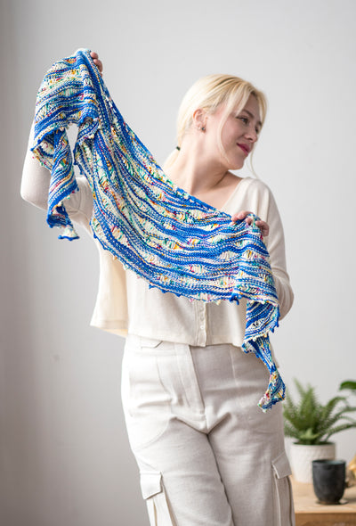 Turn it to the Max Shawl Kit (Yarn Only)
