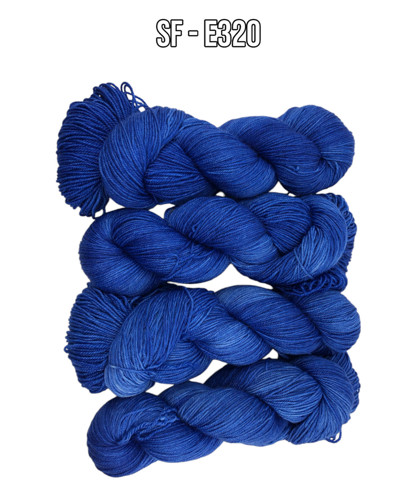 Superfine Fingering - 114g skein - E320